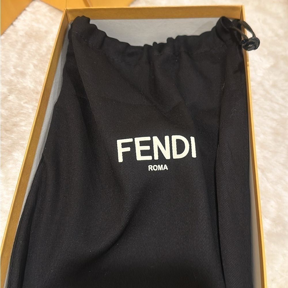 Authentic Fendi Envelope Flat Zucca Embosseded Pouch✨ - Picture 12 of 13
